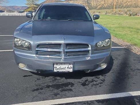 Used 2006 Dodge Charger R/T RWD image 1