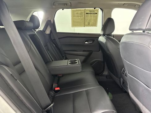 Used 2023 Nissan Rogue SL w/ SL Premium Package FWD image 31