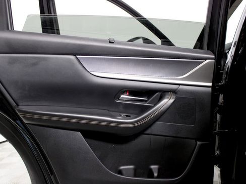 Used 2024 MAZDA CX-90 3.3 Turbo w/ Preferred Plus image 27