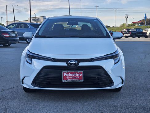 New 2026 Toyota Corolla LE image 2