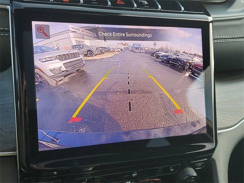 New 2025 Jeep Grand Cherokee L Limited w/ Trailer Tow Package image 28