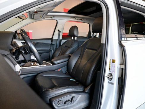 Used 2019 Audi Q7 2.0T Premium Plus w/ Premium Plus Package image 16