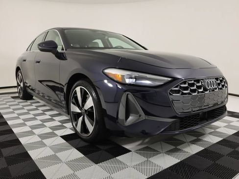 Certified 2025 Audi A5 2.0T Premium w/ 19" Wheel Package AWD/4WD image 7