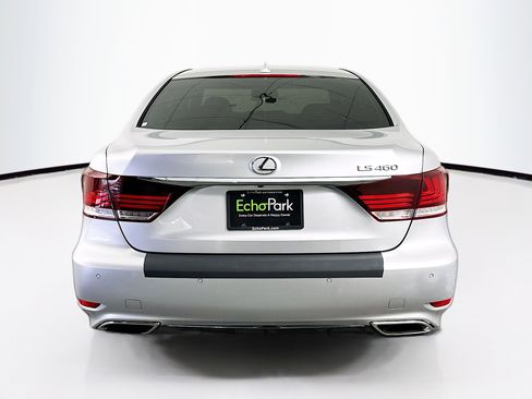 Used 2013 Lexus LS 460 w/ F-Sport Pkg RWD image 7