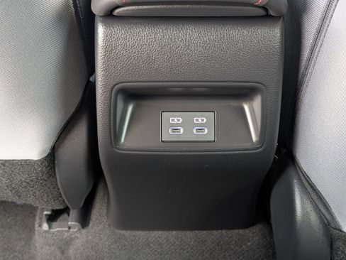 Used 2025 Toyota Corolla SE image 12