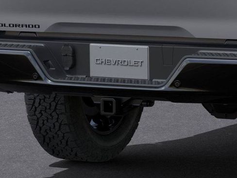 New 2025 Chevrolet Colorado Trail Boss w/ Midnight Edition AWD/4WD image 14