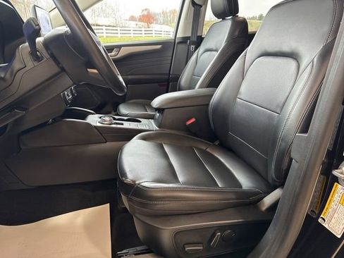 Used 2021 Ford Escape SEL w/ Technology Package image 13