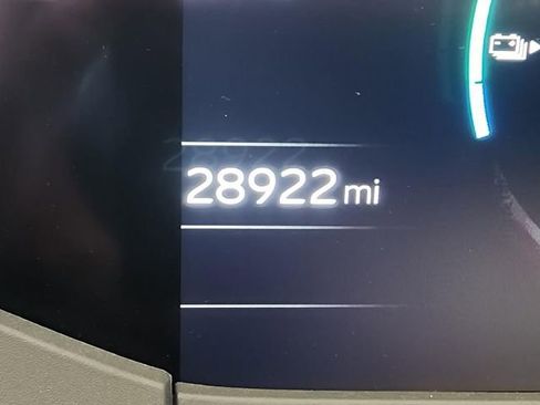 Used 2023 Toyota Prius Prime FWD image 14
