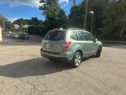 Used 2016 Subaru Forester 2.5i w/ Alloy Wheel Package AWD/4WD image 5