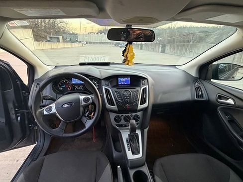 Used 2012 Ford Focus SE image 16
