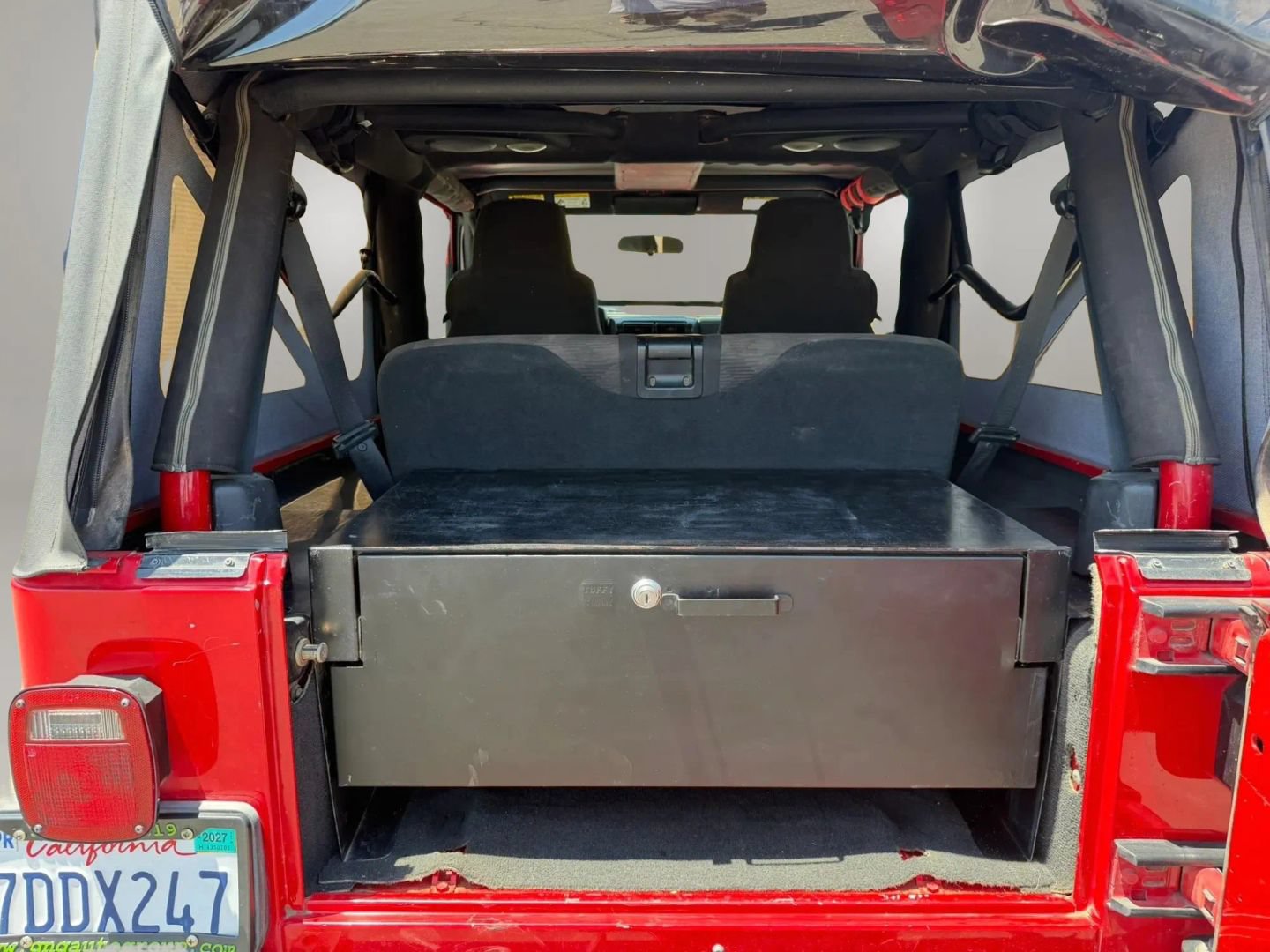 Used 2005 Jeep Wrangler Unlimited Rubicon AWD/4WD image 13