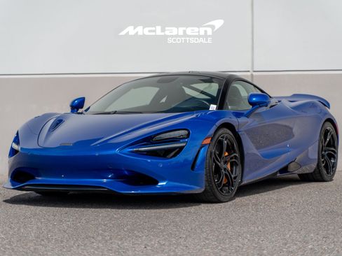 Used 2025 McLaren 750S RWD image 3