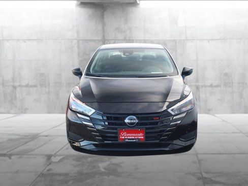 New 2025 Nissan Versa SR w/ Trunk Package image 4