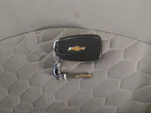 Used 2019 Chevrolet Equinox LT FWD image 32
