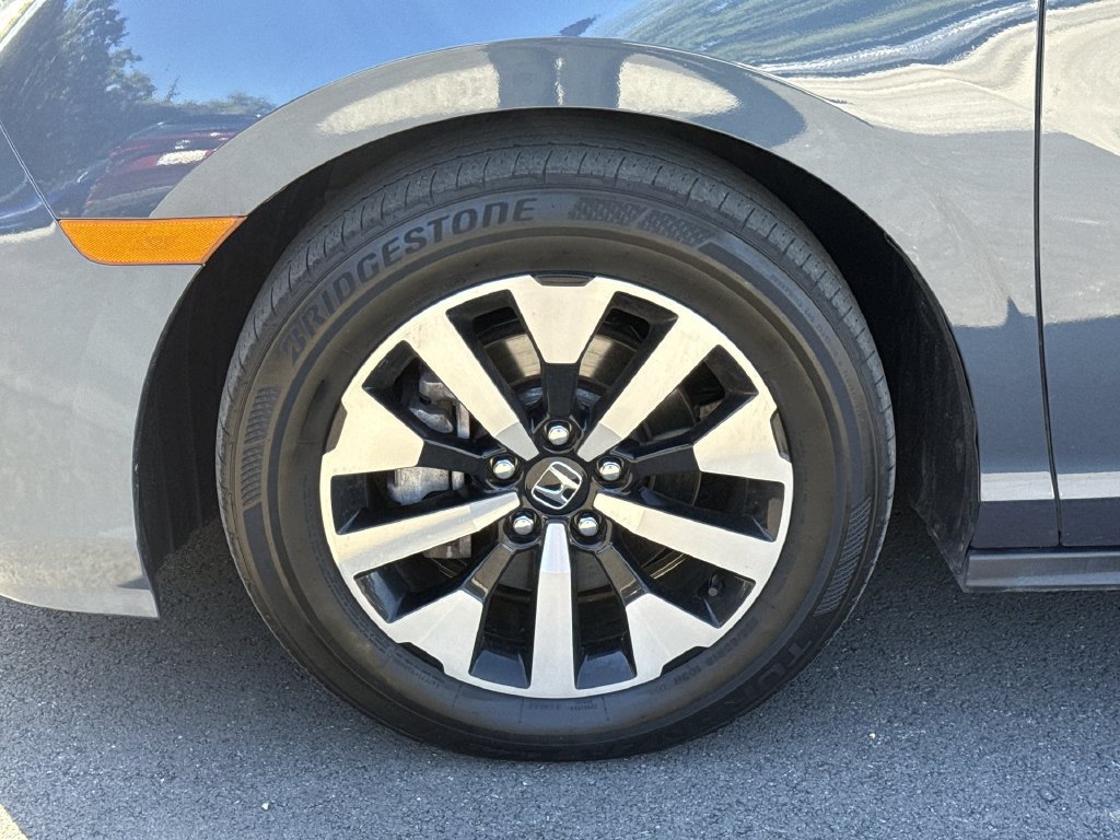 Used 2025 Honda Odyssey EX-L image 19