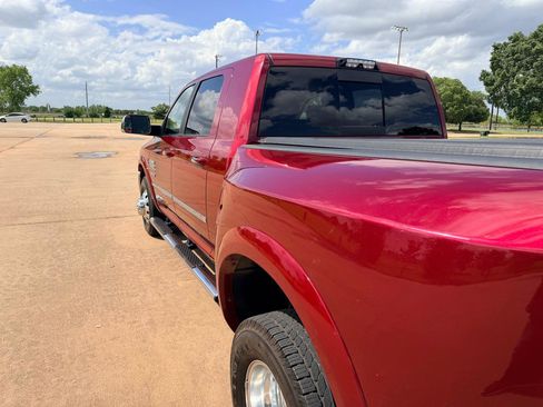 Used 2014 RAM 3500 Laramie RWD image 13