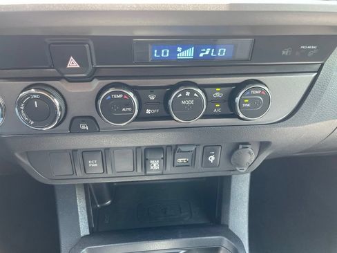 Used 2023 Toyota Tacoma TRD Sport AWD/4WD image 12