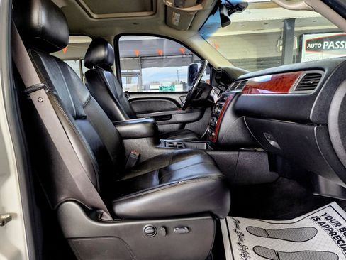 Used 2010 Chevrolet Silverado 2500 LTZ image 34