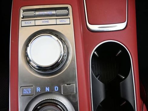 Used 2025 Genesis GV70 2.5T w/ Sport Prestige Package image 34