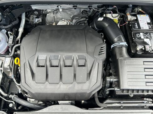 Certified 2025 Audi Q3 2.0T Premium w/ Convenience Package image 15