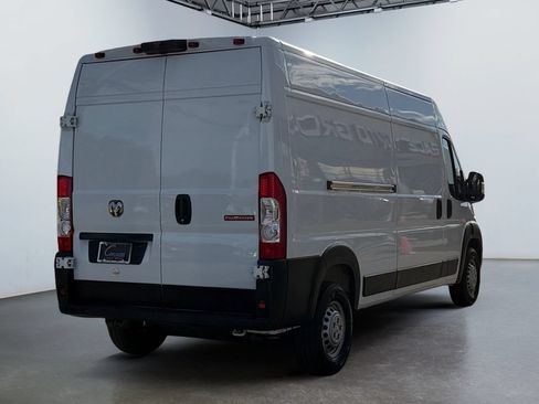 Used 2025 RAM ProMaster 2500 w/ Convenience Group FWD image 5