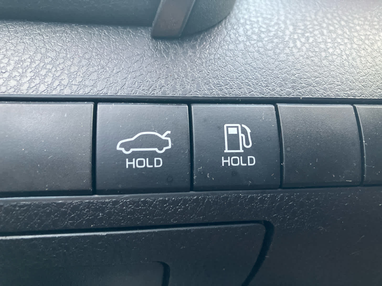 Used 2020 Toyota Camry SE w/ Convenience Package FWD image 14
