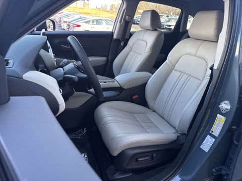 New 2026 Honda HR-V EX-L image 5
