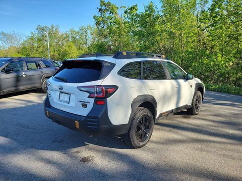Used 2022 Subaru Outback Wilderness AWD/4WD image 5