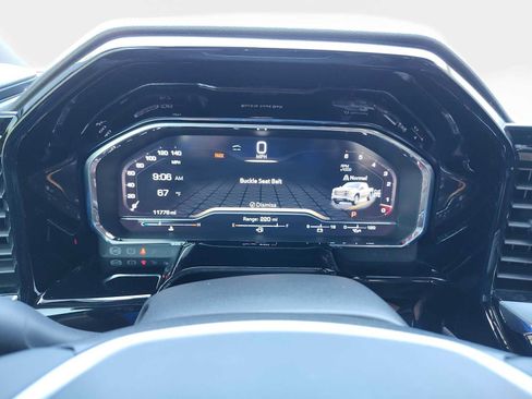 Used 2024 GMC Sierra 1500 SLT w/ SLT Convenience Package AWD/4WD image 12