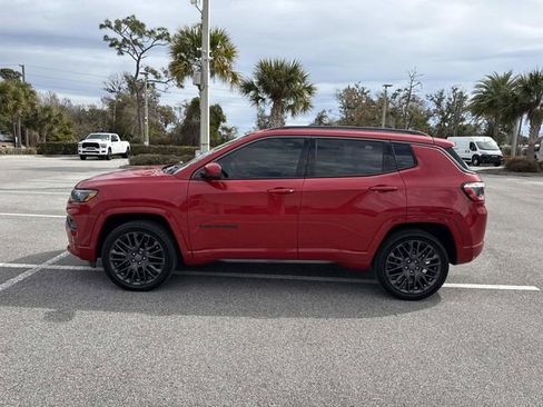 Used 2022 Jeep Compass Limited image 7