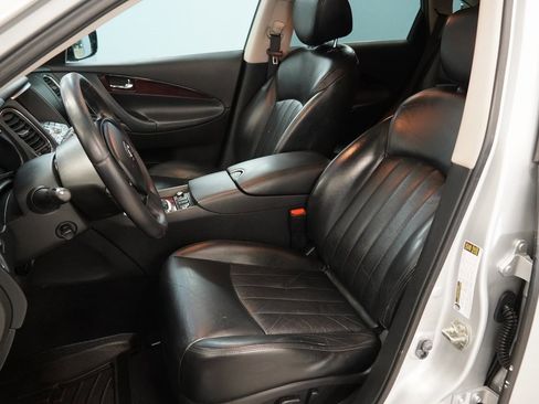 Used 2015 INFINITI QX50 AWD image 4