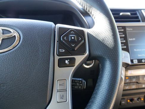 Used 2022 Toyota 4Runner Limited image 23