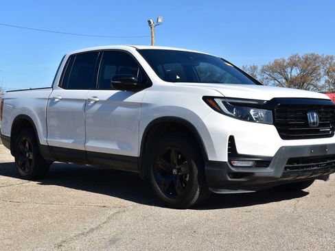 Used 2021 Honda Ridgeline Black Edition image 3