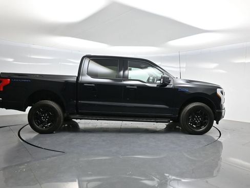 Used 2025 Ford F150 Lightning XLT image 29