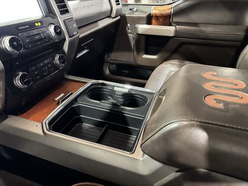 Used 2017 Ford F350 King Ranch w/ King Ranch Ultimate Package image 15