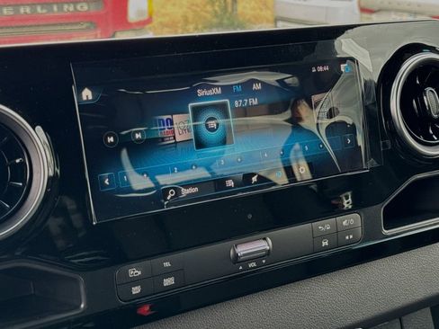 Used 2024 Mercedes-Benz Sprinter 2500 image 17