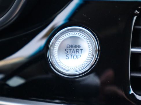 Used 2026 Genesis G70 2.5T image 22