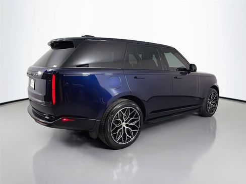 Certified 2023 Land Rover Range Rover SE AWD/4WD image 5