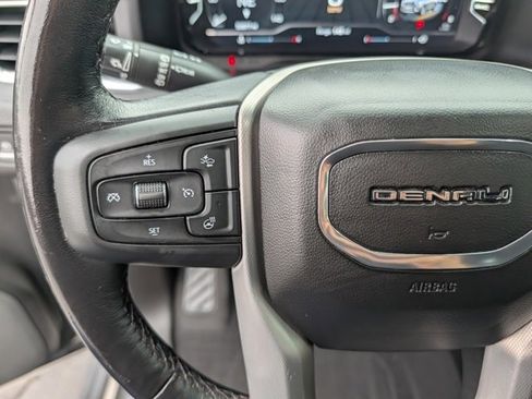 Used 2022 GMC Yukon XL Denali w/ Denali Ultimate Package image 13