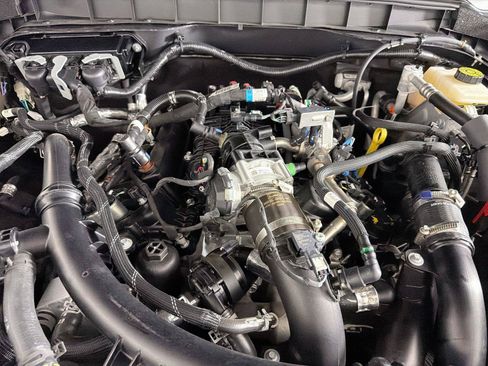 Used 2024 Ford Bronco Badlands AWD/4WD image 32
