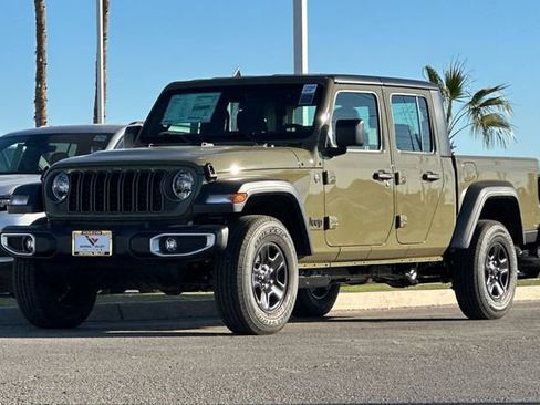 New 2026 Jeep Gladiator Sport image 9