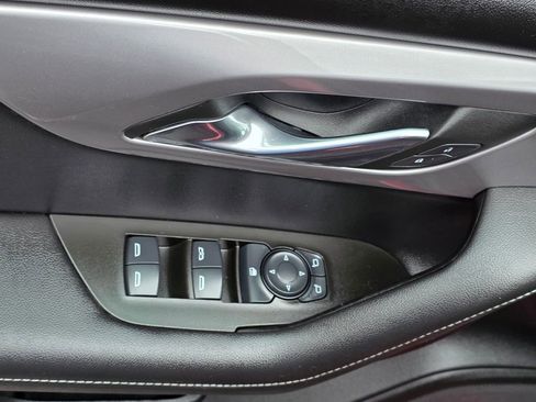 Used 2025 Chevrolet Blazer LT image 13