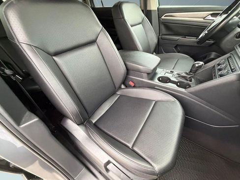 Used 2020 Volkswagen Atlas SE w/ Towing Package FWD image 20