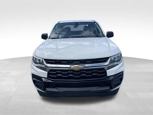 Used 2022 Chevrolet Colorado W/T RWD image 3