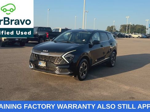 Used 2024 Kia Sportage LX AWD/4WD image 4