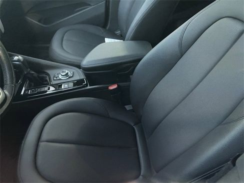 Used 2016 BMW X1 xDrive28i image 10