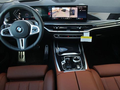 New 2026 BMW X7 M60i image 29