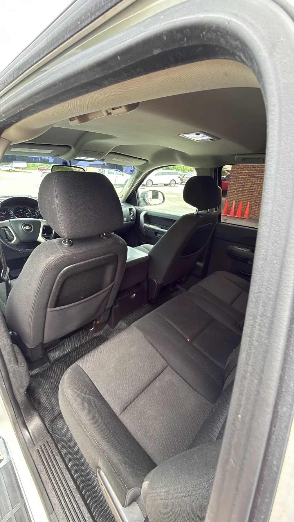 Used 2014 Chevrolet Silverado 2500 LT AWD/4WD image 28
