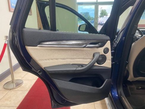 Used 2016 BMW X1 xDrive28i w/ Premium Package image 11