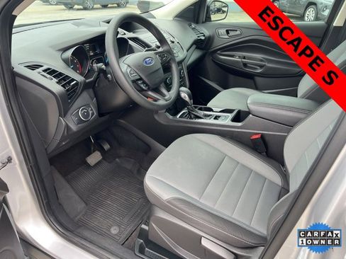 Used 2019 Ford Escape S image 13